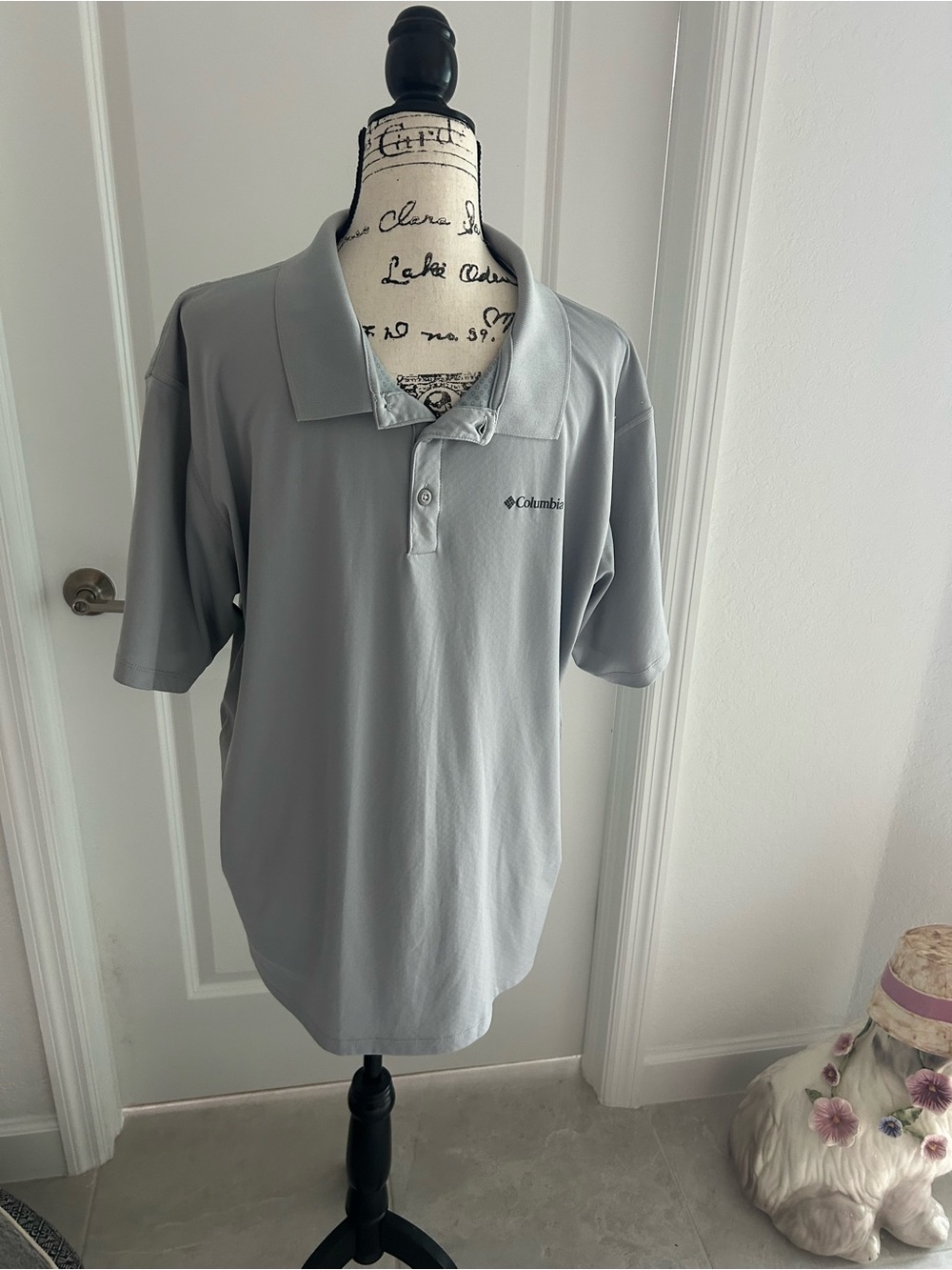 Columbia Men's Light Gray Short-Sleeve Polo